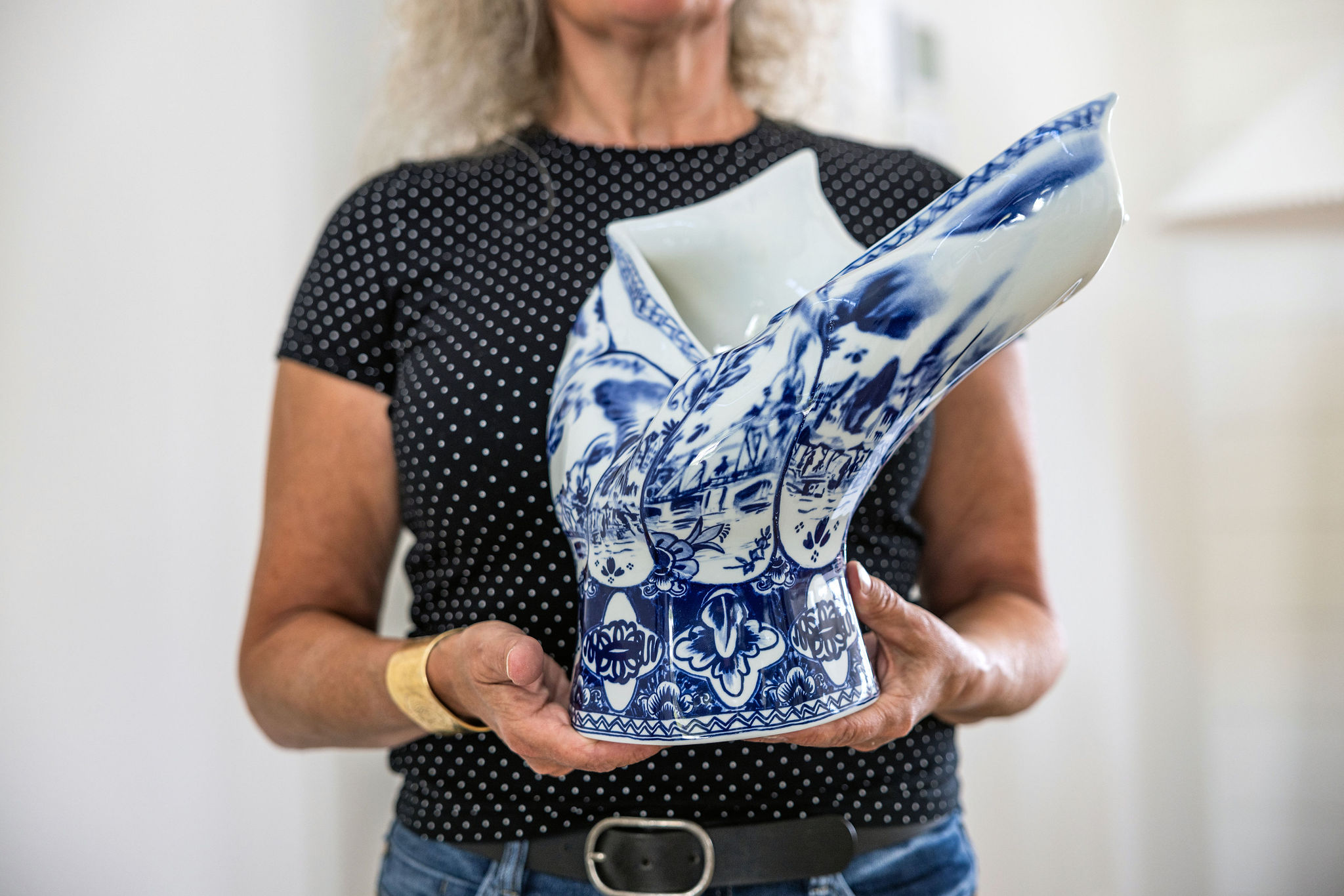 Modern new build interior design - Moooi Vase